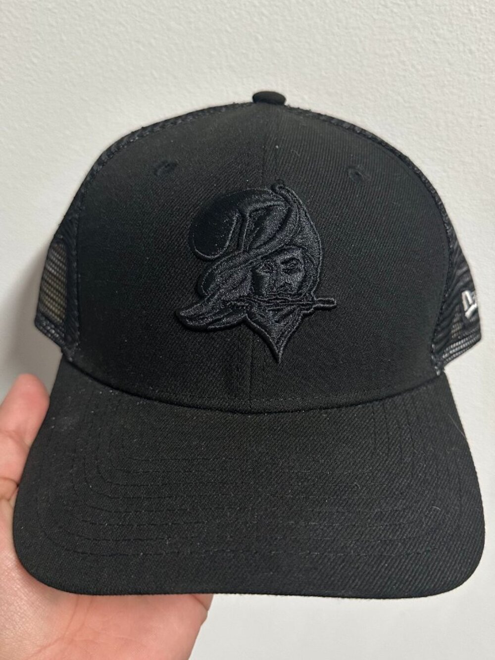 Tampa Bay Buccaneers Bucs New Era Black Out Trucker Hat NFL Football